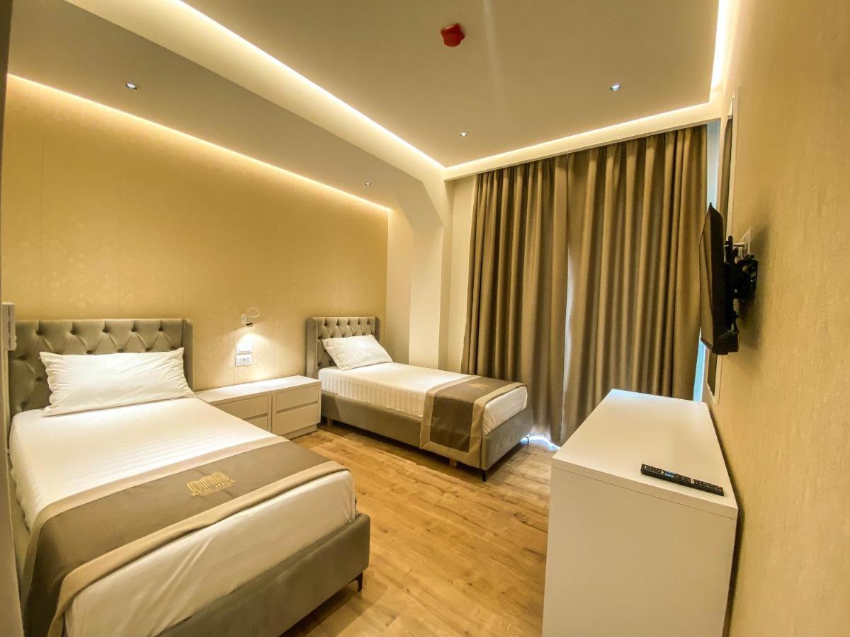 Red Hill Hotel Тирана Экстерьер фото